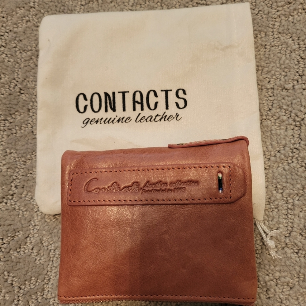 Leather Bifold Wallet By Contacts